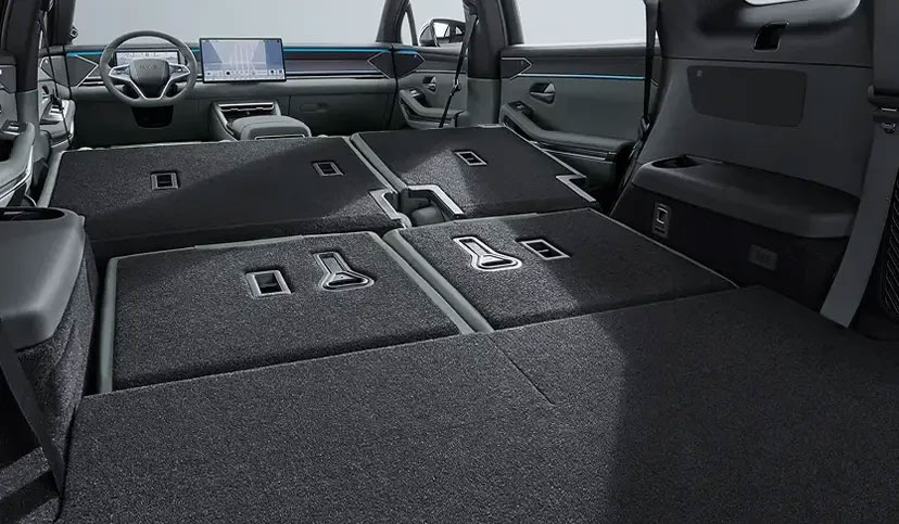 BYD Atto 8